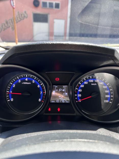 HYUNDAI HB 20 Sedan 1.6 16V 4P FLEX PREMIUM AUTOM�TICO, Foto 2