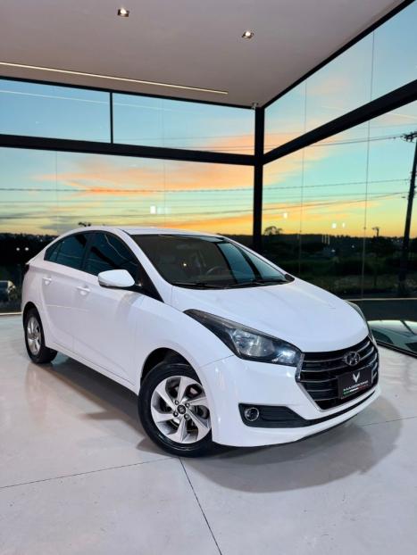 HYUNDAI HB 20 Sedan 1.0 12V 4P FLEX COMFORT STYLE, Foto 2