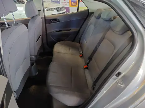 HYUNDAI HB 20 Sedan 1.0 12V 4P FLEX 5 ANOS, Foto 6