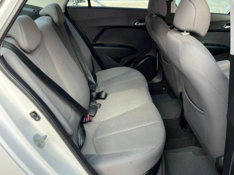 HYUNDAI HB 20 Sedan 1.6 16V 4P FLEX COMFORT PLUS AUTOM�TICO, Foto 9