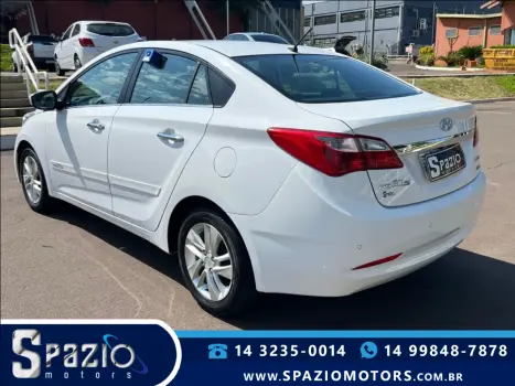 HYUNDAI HB 20 Sedan 1.6 16V 4P FLEX PREMIUM AUTOM�TICO, Foto 4