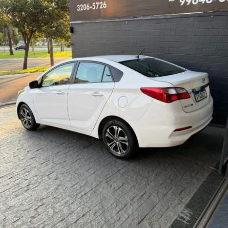 HYUNDAI HB 20 Sedan 1.6 16V 4P FLEX COMFORT STYLE AUTOM�TICO, Foto 4