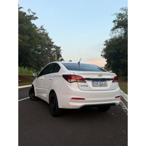 HYUNDAI HB 20 Sedan 1.0 12V 4P FLEX COMFORT PLUS, Foto 4