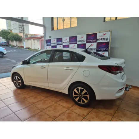 HYUNDAI HB 20 Sedan 1.6 16V 4P FLEX COMFORT PLUS AUTOM�TICO, Foto 2