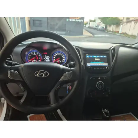 HYUNDAI HB 20 Sedan 1.6 16V 4P FLEX COMFORT PLUS AUTOM�TICO, Foto 5