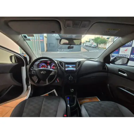 HYUNDAI HB 20 Sedan 1.6 16V 4P FLEX COMFORT PLUS AUTOM�TICO, Foto 6
