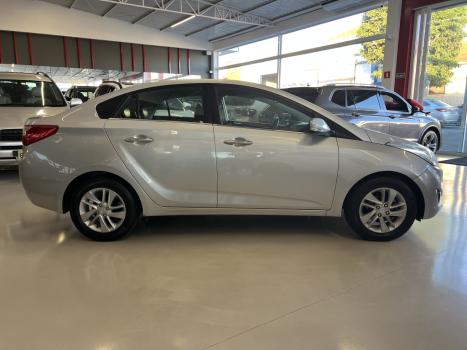 HYUNDAI HB 20 Sedan 1.6 16V 4P FLEX PREMIUM, Foto 3