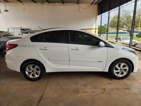 HYUNDAI HB 20 Sedan 1.0 12V 4P FLEX COMFORT PLUS TURBO, Foto 8
