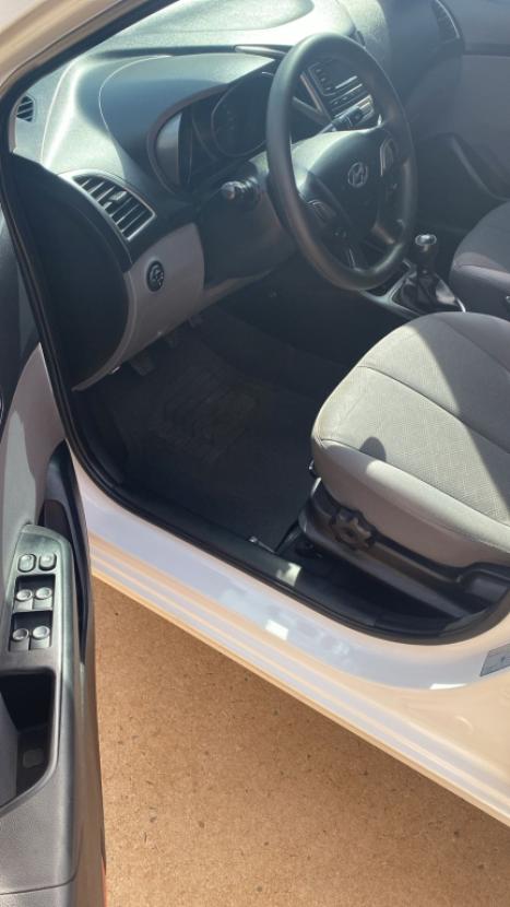 HYUNDAI HB 20 Sedan 1.0 12V 4P FLEX COMFORT PLUS, Foto 4