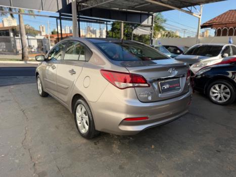 HYUNDAI HB 20 Sedan 1.6 16V 4P FLEX COMFORT PLUS, Foto 2