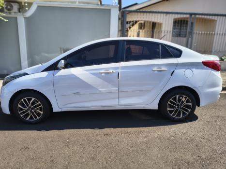 HYUNDAI HB 20 Sedan 1.6 16V 4P FLEX COMFORT PLUS AUTOM�TICO, Foto 2
