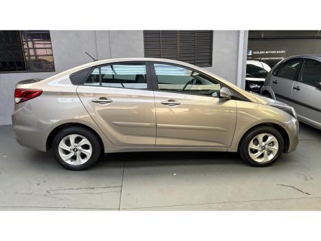 HYUNDAI HB 20 Sedan 1.6 16V 4P FLEX COMFORT PLUS, Foto 10
