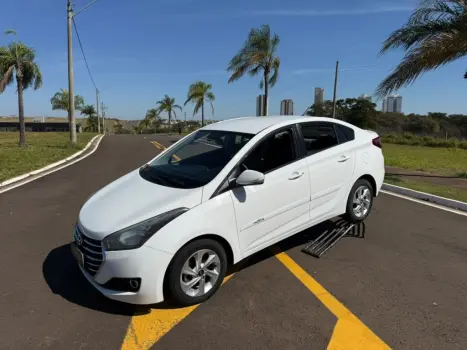 HYUNDAI HB 20 Sedan 1.0 12V 4P FLEX COMFORT PLUS, Foto 1