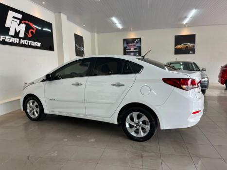 HYUNDAI HB 20 Sedan 1.6 16V 4P FLEX PREMIUM AUTOM�TICO, Foto 4