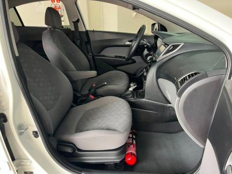 HYUNDAI HB 20 Sedan 1.6 16V 4P FLEX PREMIUM AUTOM�TICO, Foto 9