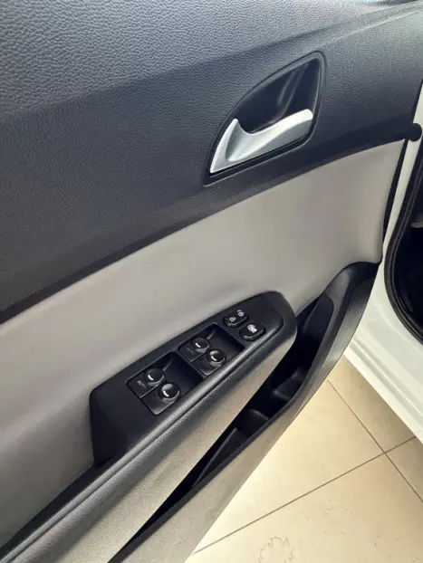 HYUNDAI HB 20 Sedan 1.6 16V 4P FLEX COMFORT AUTOM�TICO, Foto 11