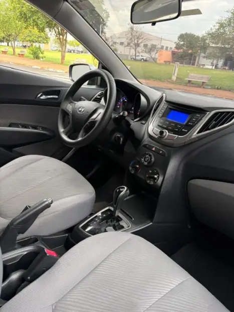 HYUNDAI HB 20 Sedan 1.6 16V 4P FLEX PREMIUM AUTOM�TICO, Foto 10