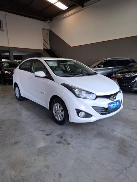 HYUNDAI HB 20 Sedan 1.0 12V 4P FLEX COMFORT STYLE, Foto 3