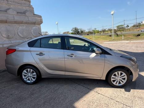 HYUNDAI HB 20 Sedan 1.6 16V 4P FLEX COMFORT AUTOM�TICO, Foto 4