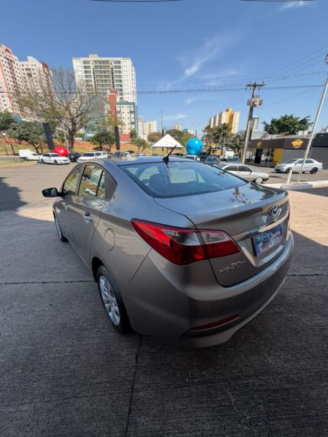 HYUNDAI HB 20 Sedan 1.6 16V 4P FLEX COMFORT AUTOM�TICO, Foto 5