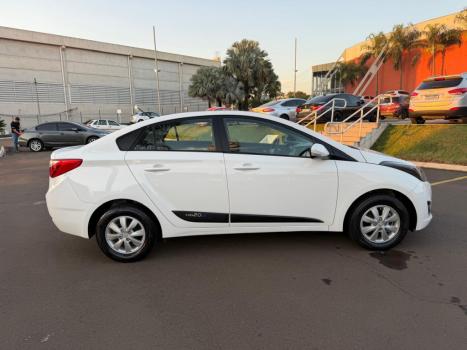 HYUNDAI HB 20 Sedan 1.6 16V 4P FLEX COMFORT PLUS, Foto 8