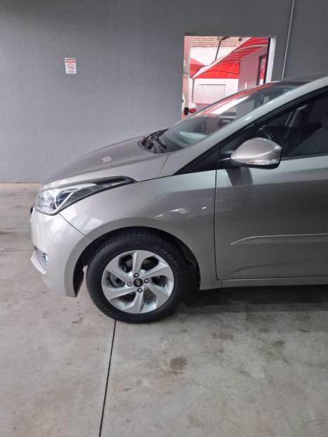 HYUNDAI HB 20 Sedan 1.6 16V 4P FLEX PREMIUM AUTOM�TICO, Foto 14
