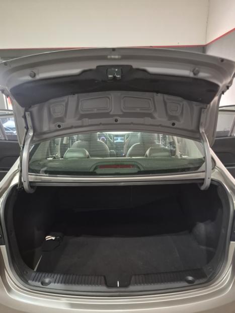 HYUNDAI HB 20 Sedan 1.6 16V 4P FLEX PREMIUM AUTOM�TICO, Foto 17