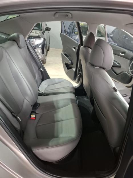 HYUNDAI HB 20 Sedan 1.6 16V 4P FLEX PREMIUM AUTOM�TICO, Foto 22