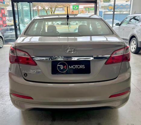 HYUNDAI HB 20 Sedan 1.0 12V 4P FLEX COMFORT PLUS, Foto 4