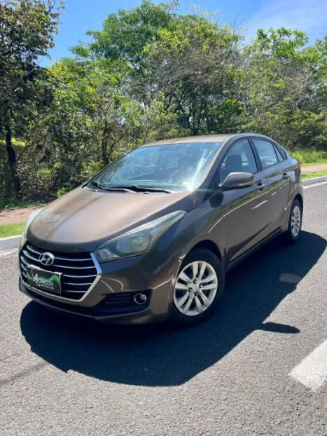 HYUNDAI HB 20 Sedan 1.0 12V 4P FLEX COMFORT PLUS, Foto 1