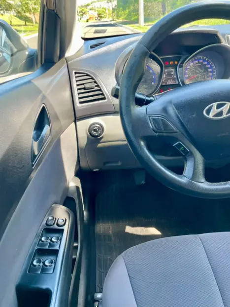 HYUNDAI HB 20 Sedan 1.0 12V 4P FLEX COMFORT PLUS, Foto 5