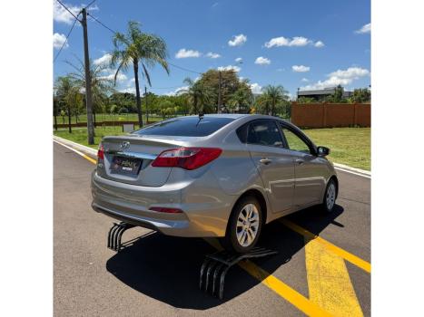 HYUNDAI HB 20 Sedan 1.0 12V 4P FLEX COMFORT PLUS, Foto 4