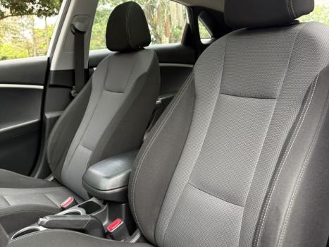 HYUNDAI I30 1.8 16V 4P AUTOMÁTICO, Foto 9