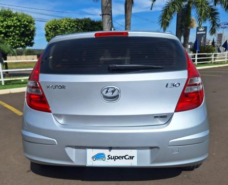 HYUNDAI I30 2.0 16V 4P GLS AUTOMTICO, Foto 4