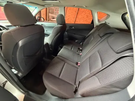 HYUNDAI I30 2.0 16V 4P AUTOM�TICO, Foto 7