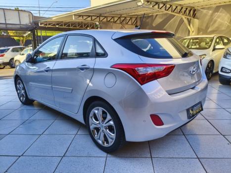 HYUNDAI I30 2.0 16V 4P, Foto 2