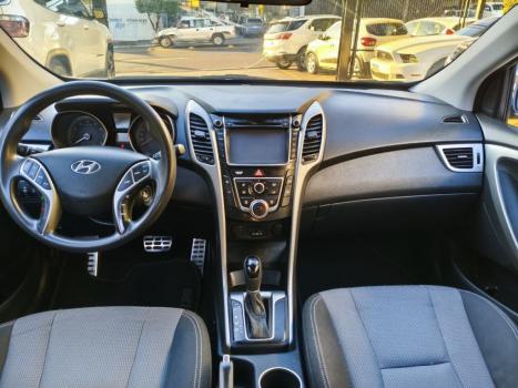 HYUNDAI I30 2.0 16V 4P, Foto 9