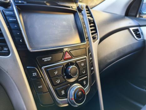 HYUNDAI I30 2.0 16V 4P, Foto 11