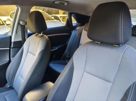 HYUNDAI I30 2.0 16V 4P, Foto 12