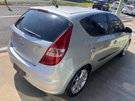 HYUNDAI I30 2.0 16V 4P, Foto 2
