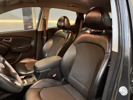 HYUNDAI IX35 2.0 16V 4P GL FLEX AUTOMÁTICO, Foto 18 HYUNDAI IX35 2.0 16V 4P GL FLEX AUTOMÁTICO, Foto 18