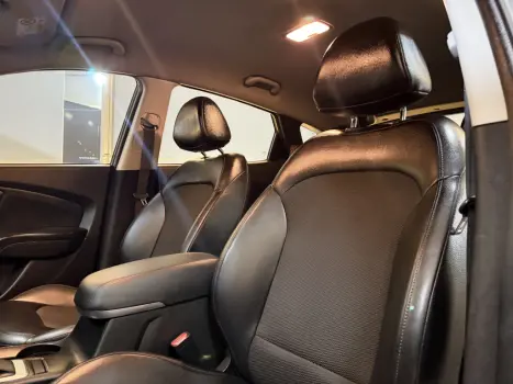 HYUNDAI IX35 2.0 16V 4P GL FLEX AUTOMÁTICO, Foto 19 HYUNDAI IX35 2.0 16V 4P GL FLEX AUTOMÁTICO, Foto 19