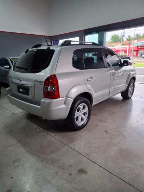 HYUNDAI Tucson 2.0 16V 4P GLS FLEX AUTOMÁTICO, Foto 6 HYUNDAI Tucson 2.0 16V 4P GLS FLEX AUTOMÁTICO, Foto 6