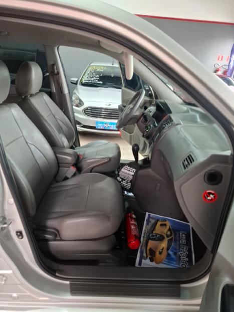 HYUNDAI Tucson 2.0 16V 4P GLS FLEX AUTOMÁTICO, Foto 10 HYUNDAI Tucson 2.0 16V 4P GLS FLEX AUTOMÁTICO, Foto 10