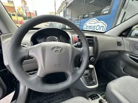 HYUNDAI Tucson 2.0 16V 4P GL, Foto 10