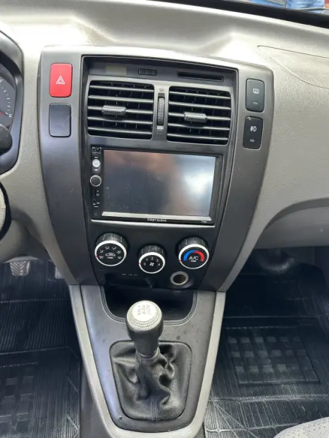 HYUNDAI Tucson 2.0 16V 4P GL, Foto 11
