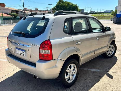 HYUNDAI Tucson 2.0 16V 4P GL, Foto 4