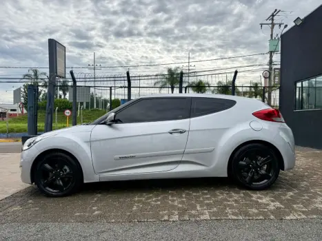 HYUNDAI Veloster 1.6 16V 3P AUTOM�TICO, Foto 2