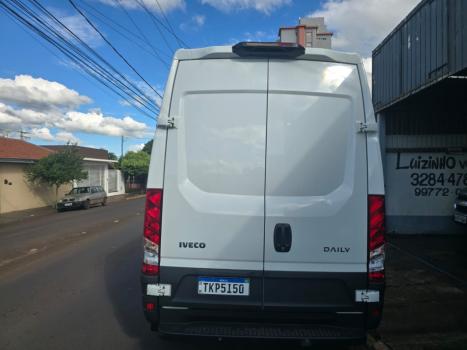 IVECO Daily 30-160 3.0 TURBO DIESEL  CHASSI CABINE SIMPLES, Foto 3