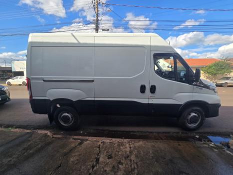 IVECO Daily 30-160 3.0 TURBO DIESEL  CHASSI CABINE SIMPLES, Foto 5